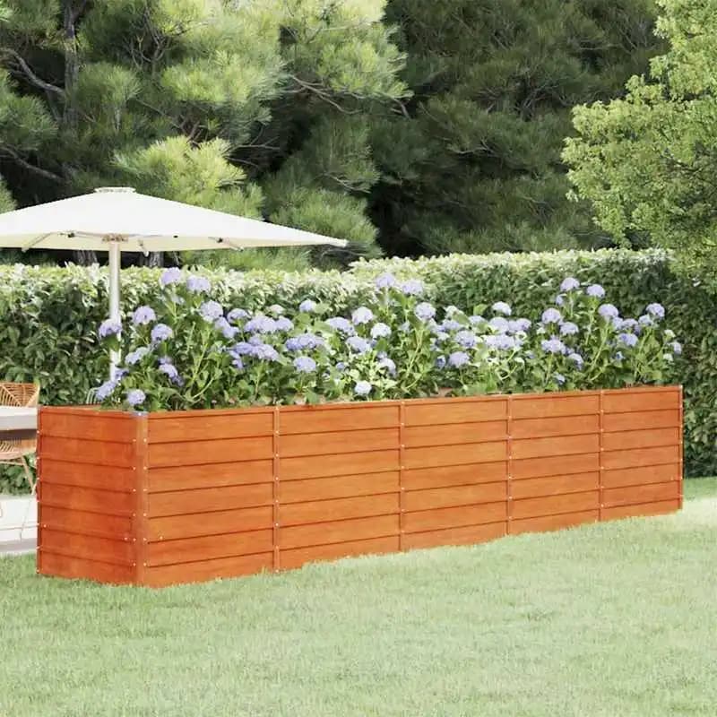 Jardineira elevada em aço Corten para jardim, varanda e terraço – resistente às intempéries e à ferrugem, com base aberta e bordas seguras.