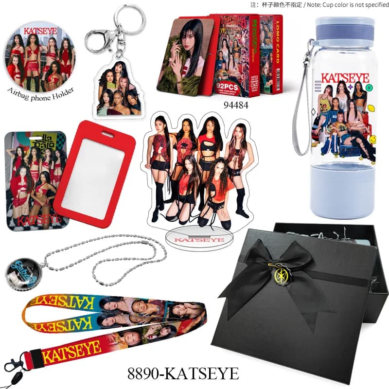 Kpop idol katseye caixa de presente novo álbum lomo cartões titular do cartão cordão chaveiros acrílico suporte copo caixa de presente mannon