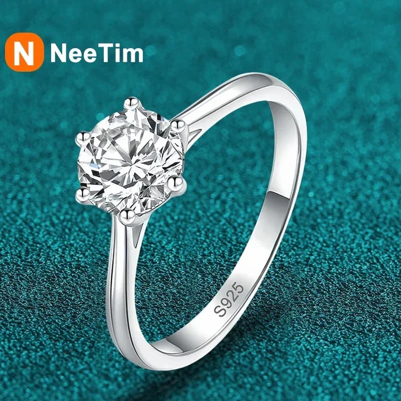 NeeTim Anel de diamante Moissanite 0,3ct 4mm para mulheres S925 prata esterlina com faixa de eternidade banhada a ouro joias para festa de casamento