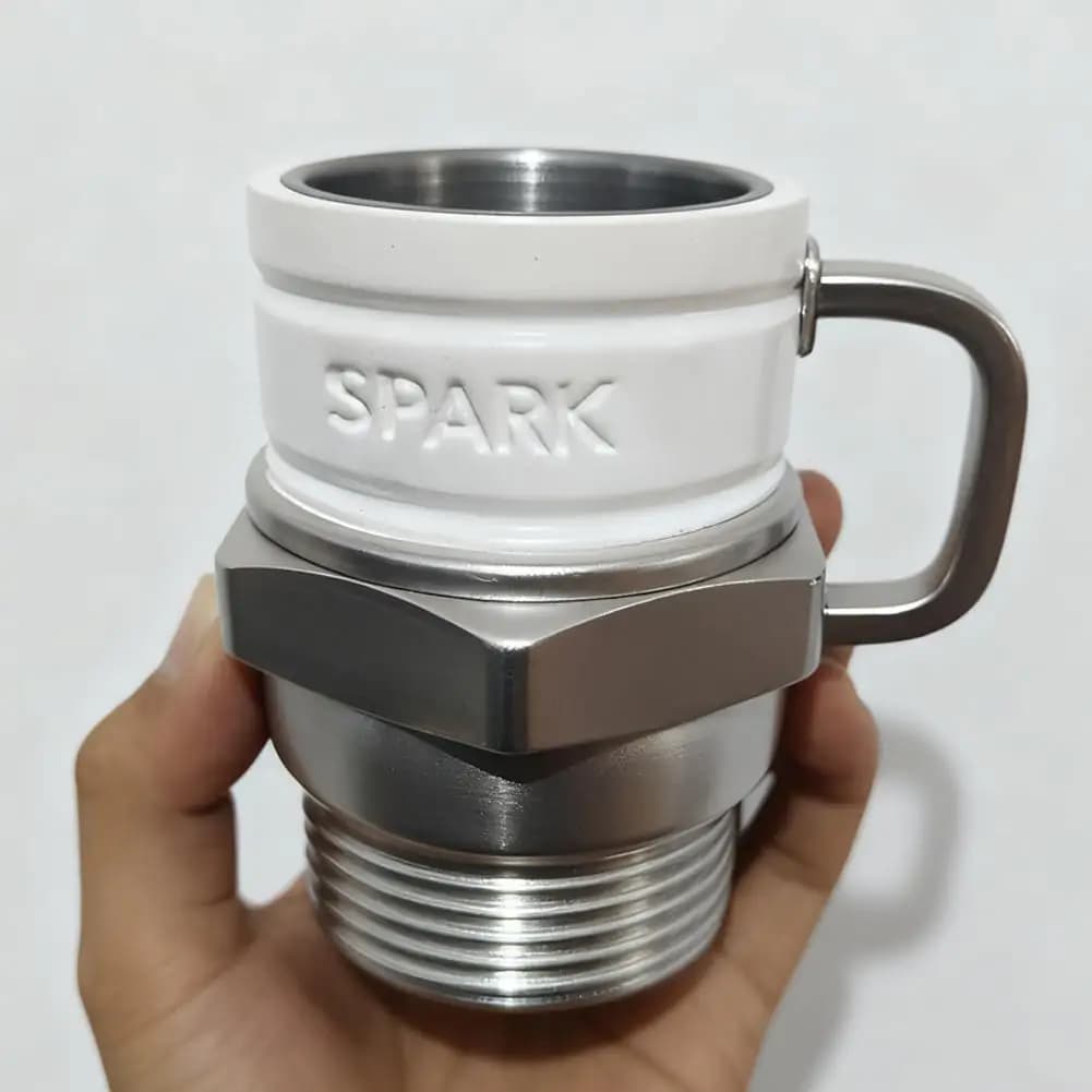 Caneca de café com vela de ignição, xícara de café industrial, mecânica e cabeçotes de engrenagem, design de motor de caneca de café com tema