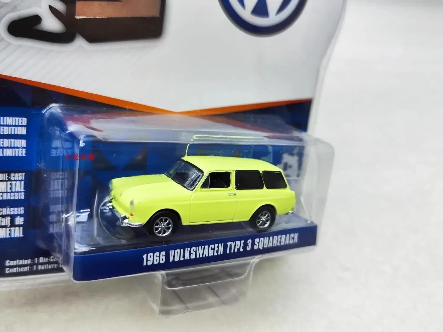 Greenlight 1:64 1966 Volkswagen Type-3 Squareback Diecast Metal Alloy Model Car Toys para coleção de presentes