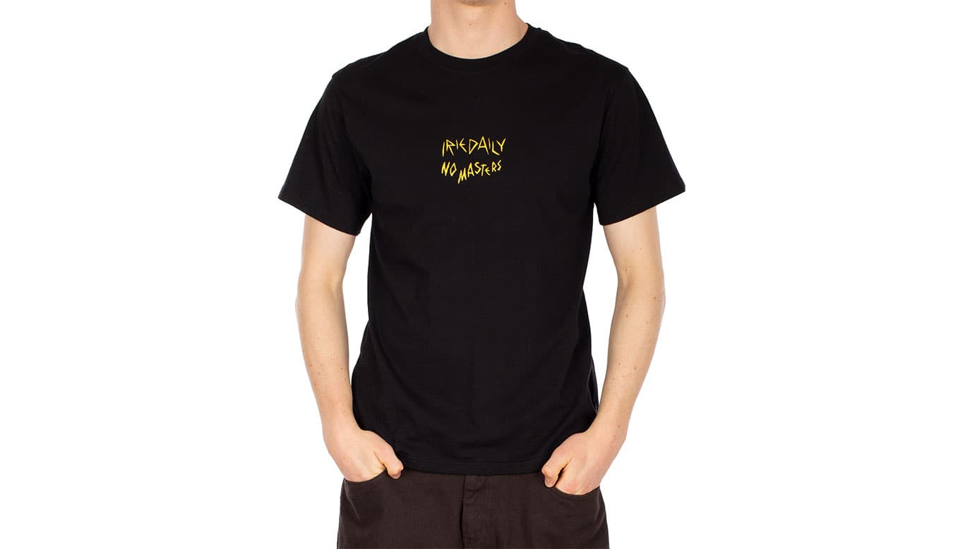IrieDaily No Masters T-Shirt Black Homens - T-shirts IrieDaily - Preto - 114D311-700-L - Size: L