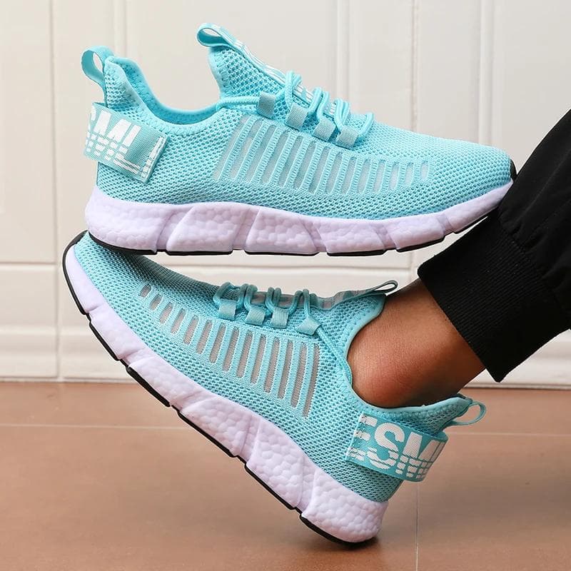 Men Running Shoes Breathable Mesh Athletic Sneakers Lightweight Soft Non-slip Comfort Trend Footwear Quick Dry Walking Shoes Men cm