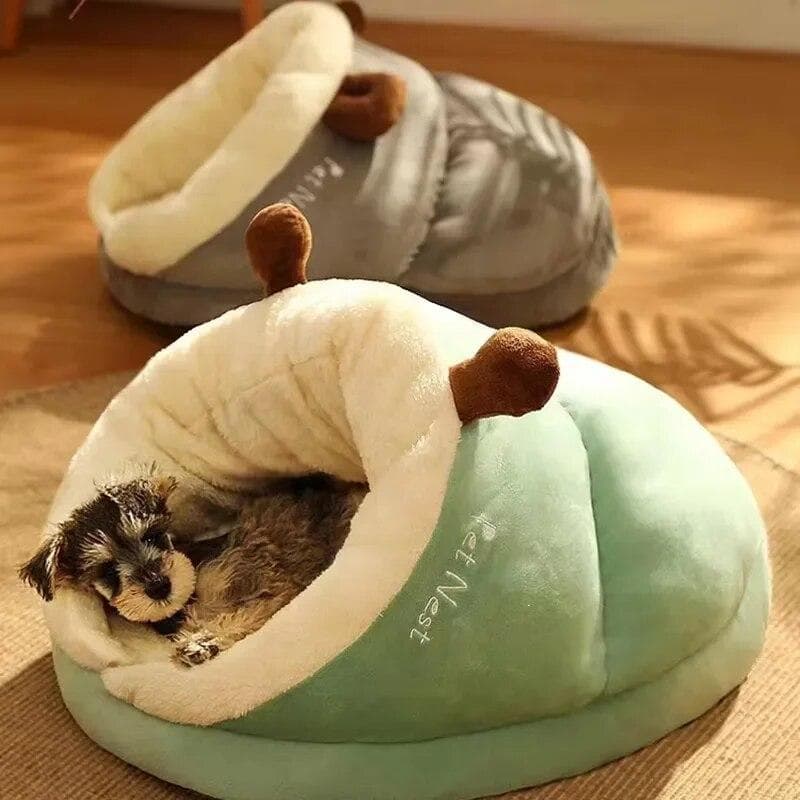 Cama de canil para cães pequenos e quentes, casa de cachorro respirável, chinelos fofos em forma de cama para cães, saco de dormir para gatos, casa