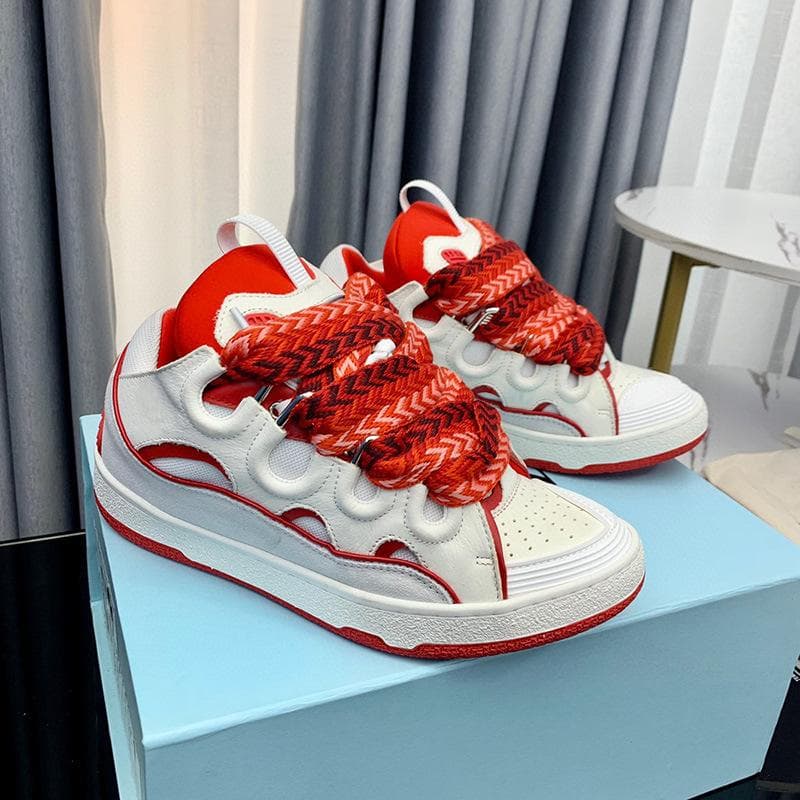 Novos Sapatos Casuais Unissex para Mulheres e Homens Tênis Bico Redondo Cadarço Design Moderno Estampa Colorida Cor Mista Estilo de Rua Sapatos