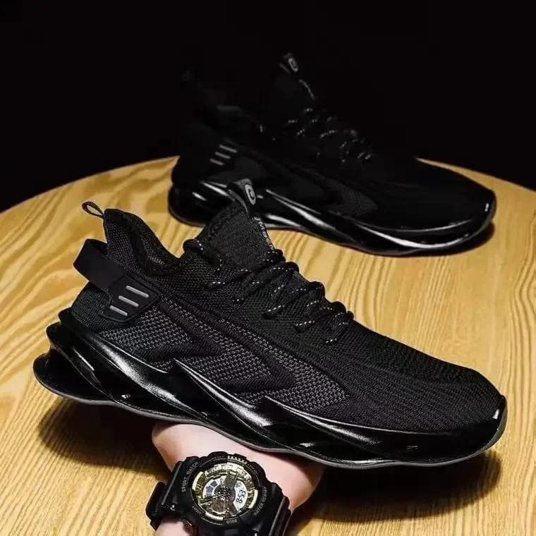 Breathable Men's Shoes Mesh Sneakers Fashion Lightweight Casual Shoes Outdoor Soft Sole Male Running Shoes Non Slip Tennis Shoe cm