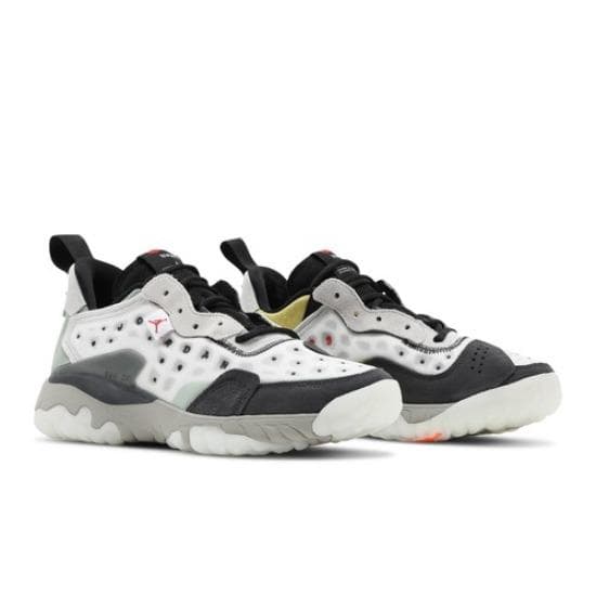 Air Jordan Delta 2 Lightning CV8121-003 42 platina/fumo