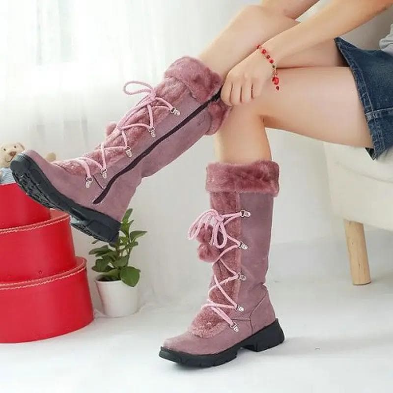 2025 Botas Confortáveis Femininas Fofas de Pompons Costura em Camurça Comprimento do Joelho Inverno Quentes Botas de Neve Clássicas Vintage Sapatos