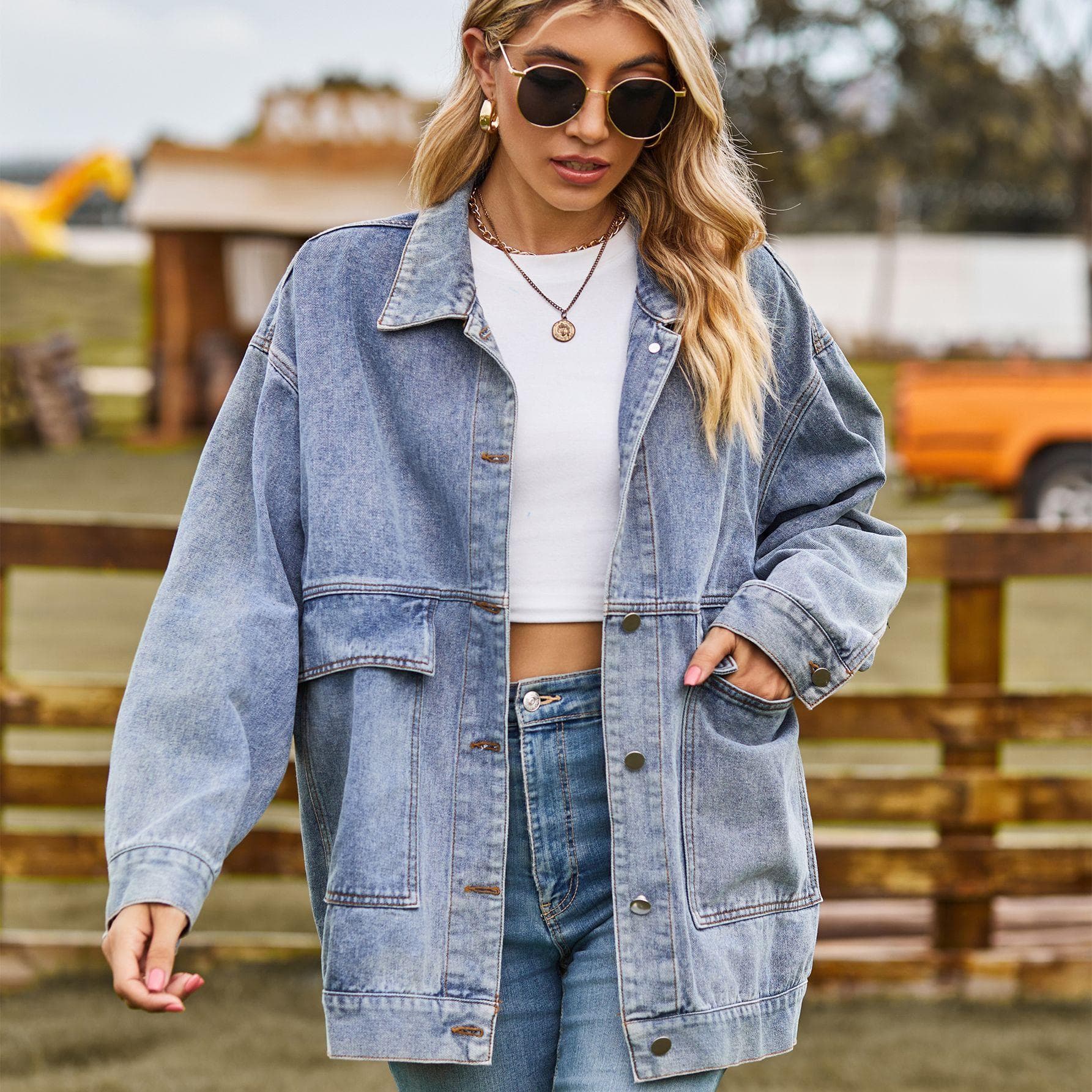 Jaqueta Jeans Feminina de Manga Comprida Outono Moda Solta Versátil Comprimento Médio Casaco Jeans Roupa Casual S-2XL cm