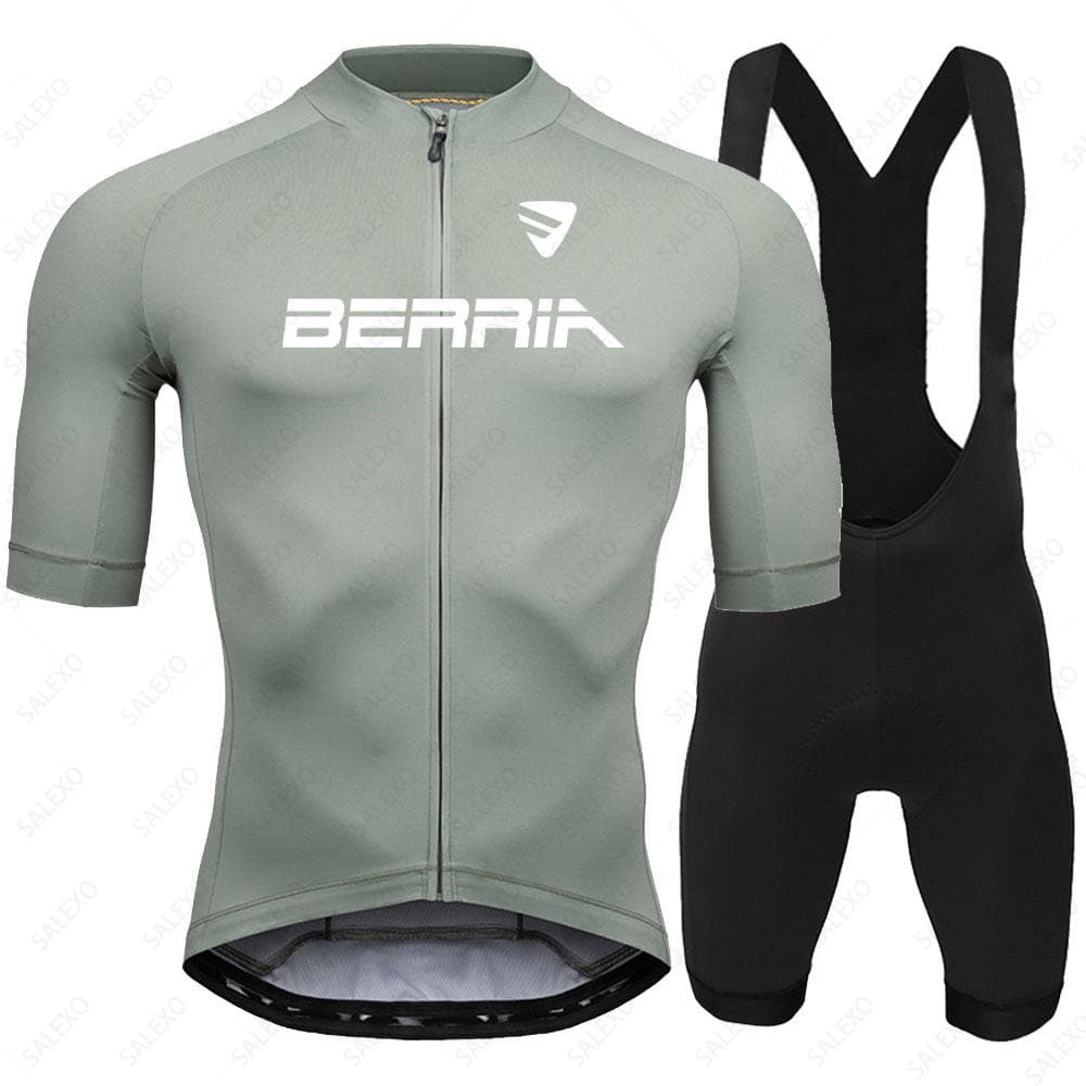 BERRIA Conjunto de Ciclismo 2024 Verão Homens Ciclismo Jersey Manga Curta Bicicleta Ciclismo Roupas Kit Mtb Bike Wear Ropa Maillot Ciclismo