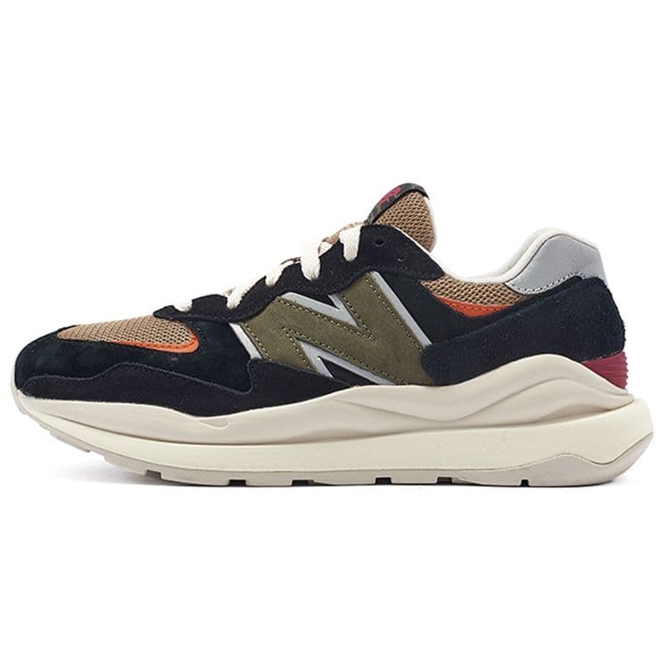 New Balance 57/40 Ano Novo Lunar - Tênis Unissex Poppy Preto U5740CNB cm