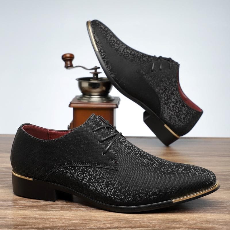 Tendência Retrô Novos Sapatos Oxford Casuais de Amarrar de Bico Fino Preto Verde Azul Celeste para Homem Vestido de Casamento Baile de Boas-Vindas