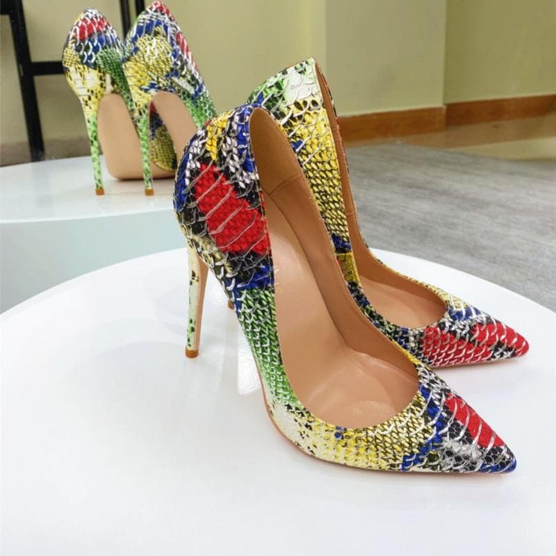 Salto alto feminino com estampa de pele de cobra colorida, sapatos femininos personalizados e modernos para solteiros cm