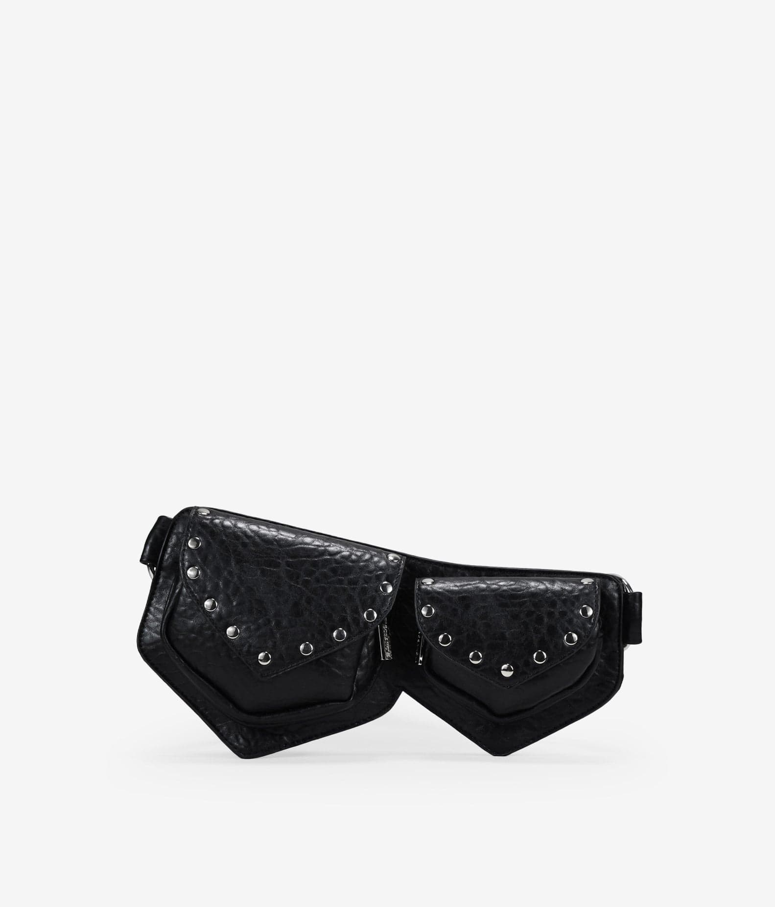 Pochete preta com bolso duplo e abas