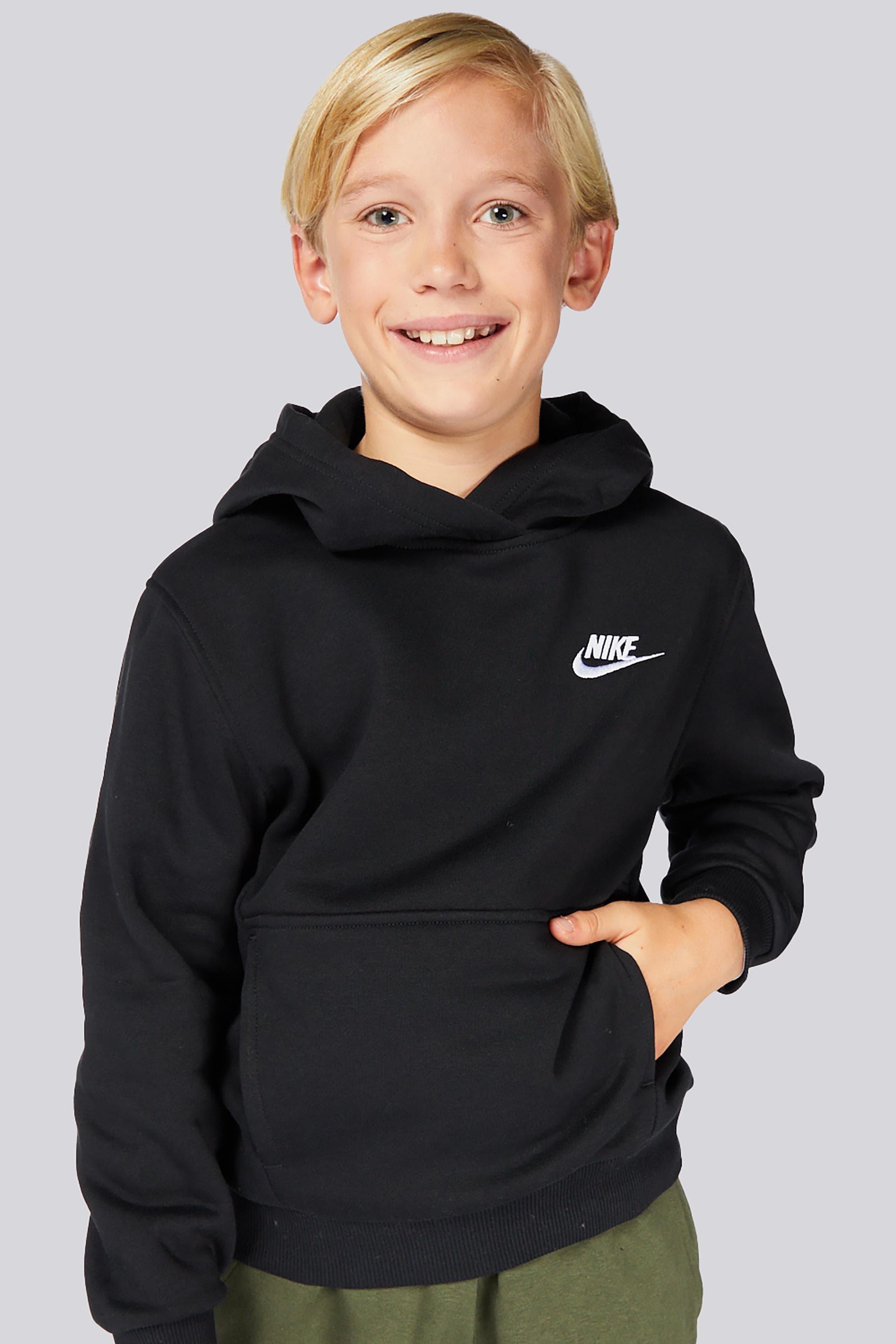 Nike Club - Preto - Sweatshirt Capuz Rapaz tamanho 10