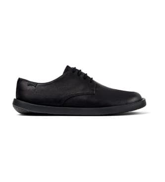 Camper para homem. K100669-018 Sapatos blucher em pele preta Wagon (40), Couro, Preto, Plano, Cordão, Casual, Sustentável