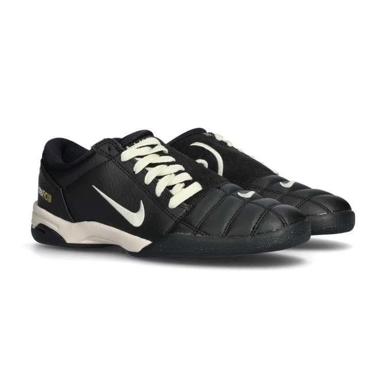 Nike Total 90