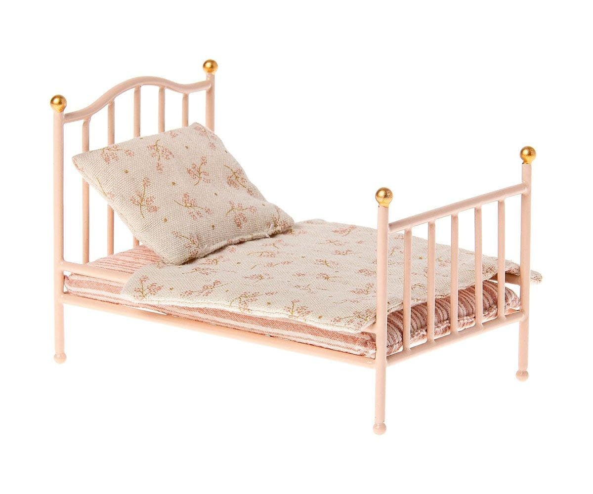 Cama vintage Pink M;aileg