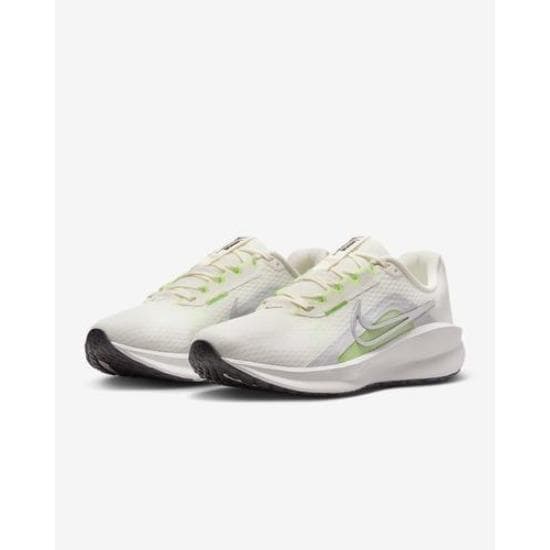 Tênis de Corrida Feminino Nike Downshifter 13 FD6476-106 Verde Tamanho 38 branco