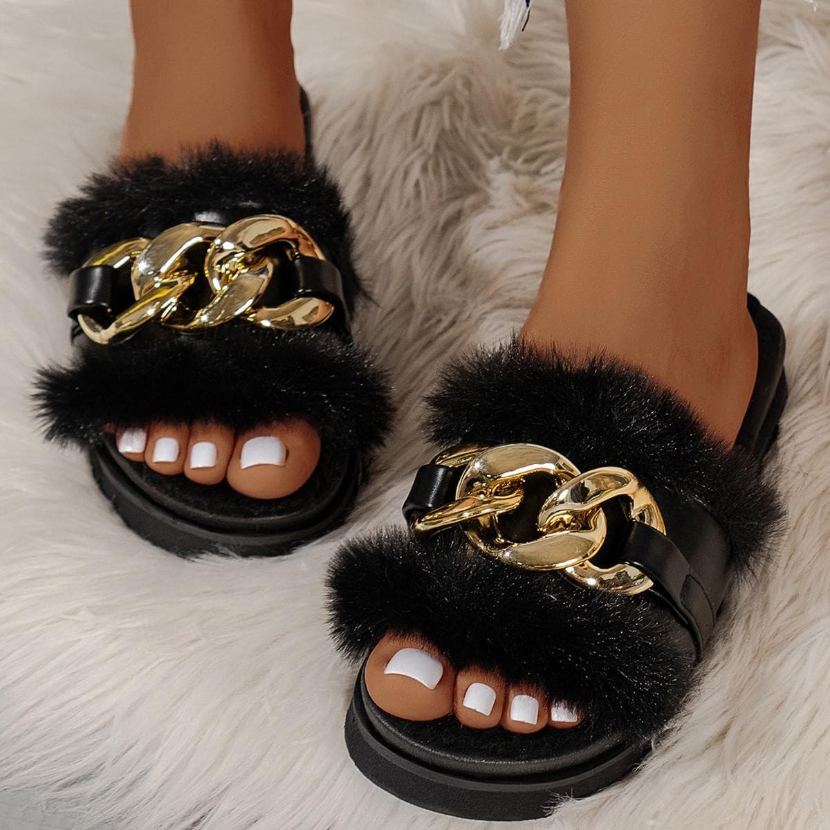 Fluffy Slippers Home Winter Casual Chain Designer Shoes Women Indoor Platform Plush Slides Girls 2024 Fashion Elegant Large Size cm branco