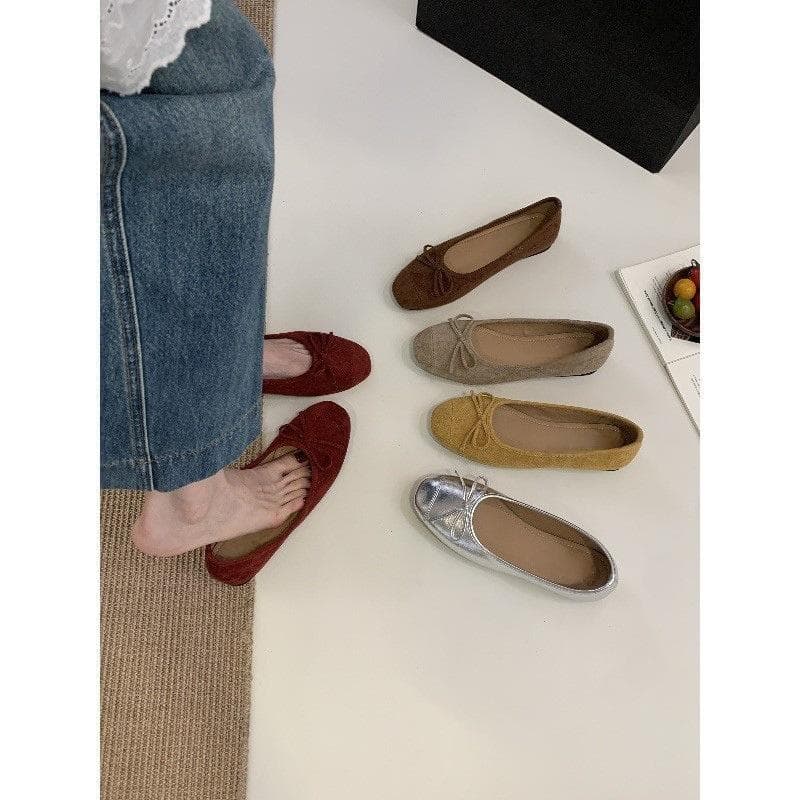French vintage red flat pumps for women 2025 new summer and autumn ballet suede beanie scoop shoes wedding shoes cm caqui