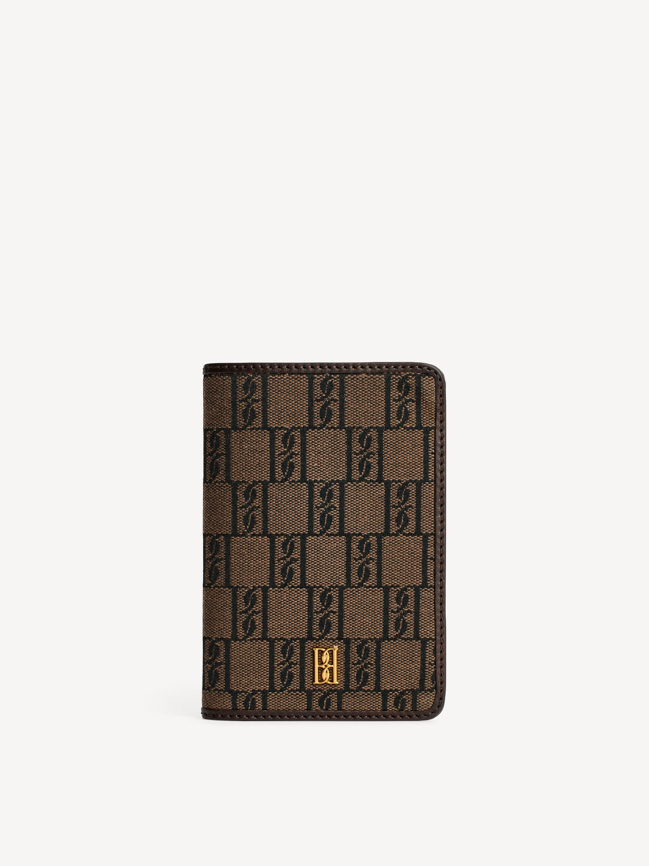 Cara passport holder
