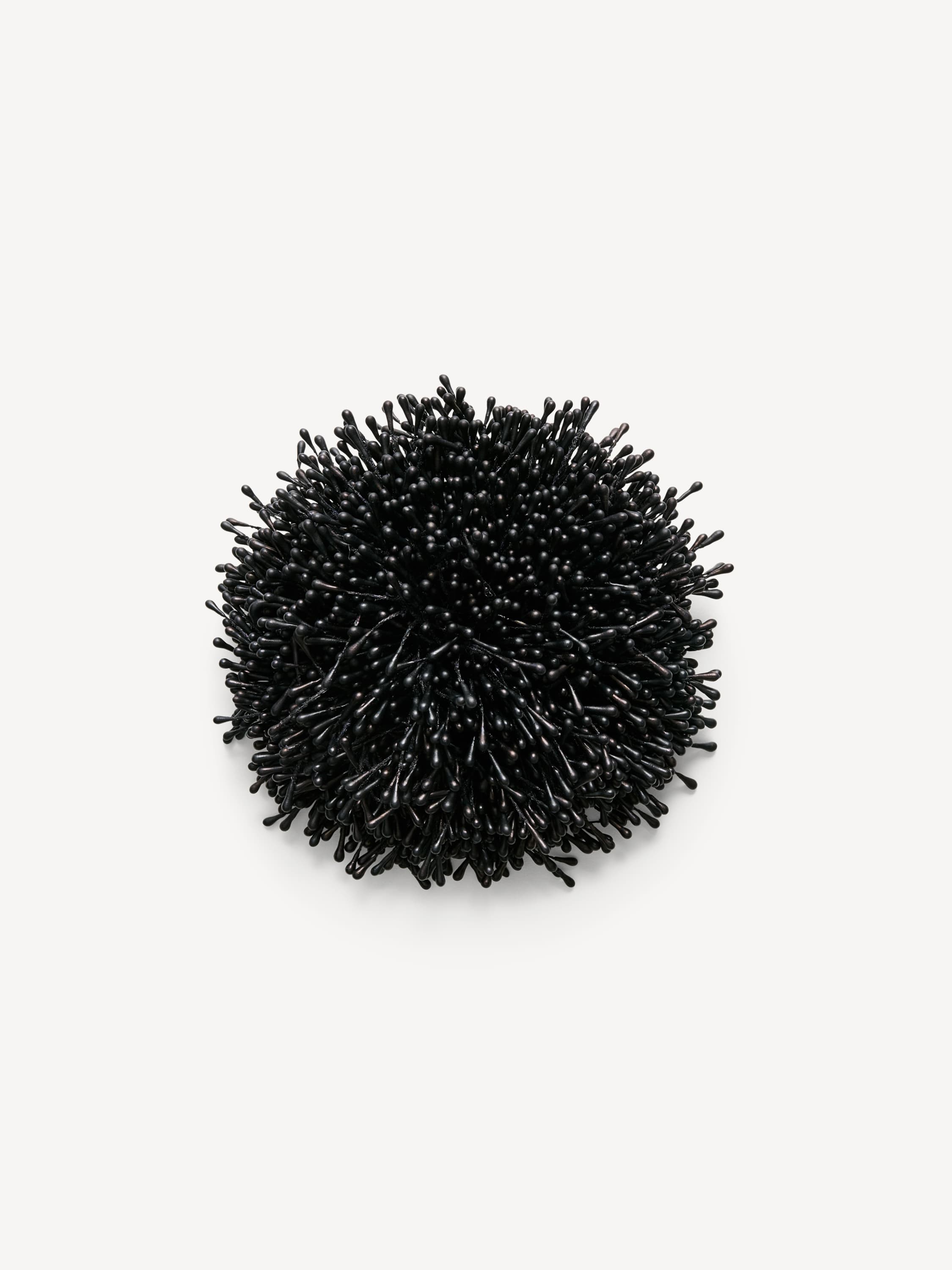 Henna brooch
