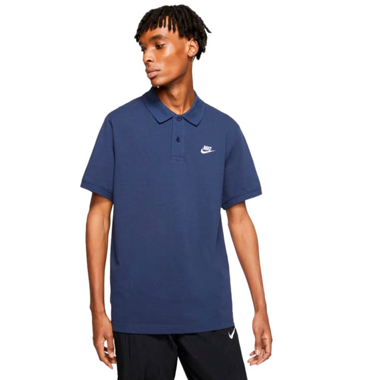 Nike Sportswear Club