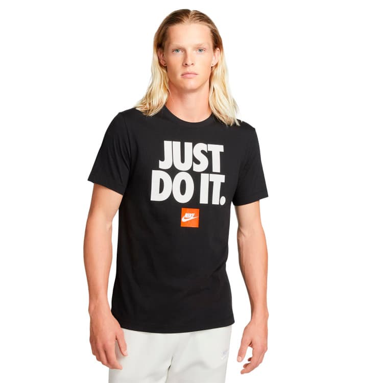 Nike Sportswear Franchise Do It