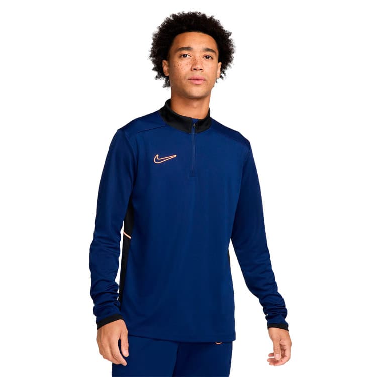Nike Academy 25